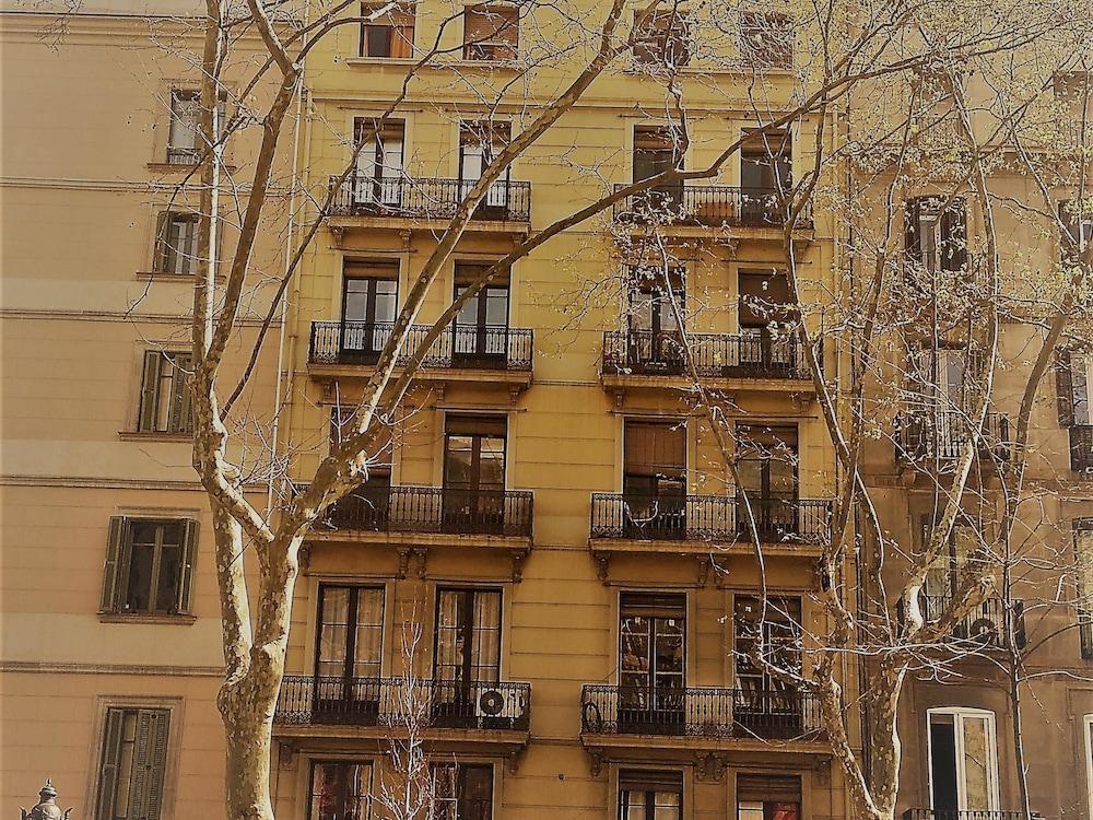 Stopbarcelona Universidad Apartments Exterior foto