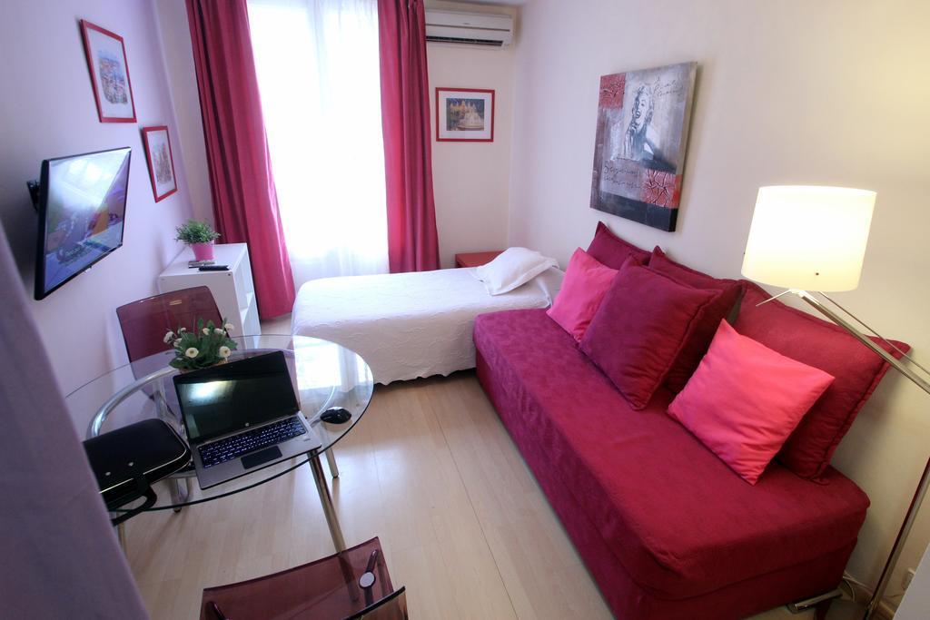 Stopbarcelona Universidad Apartments Zimmer foto