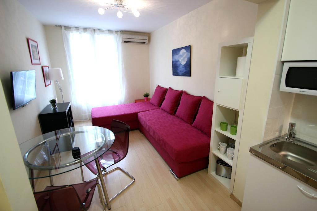 Stopbarcelona Universidad Apartments Zimmer foto