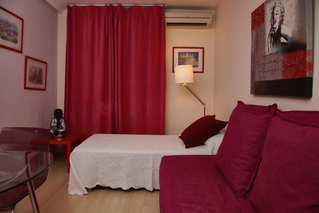 Stopbarcelona Universidad Apartments Exterior foto